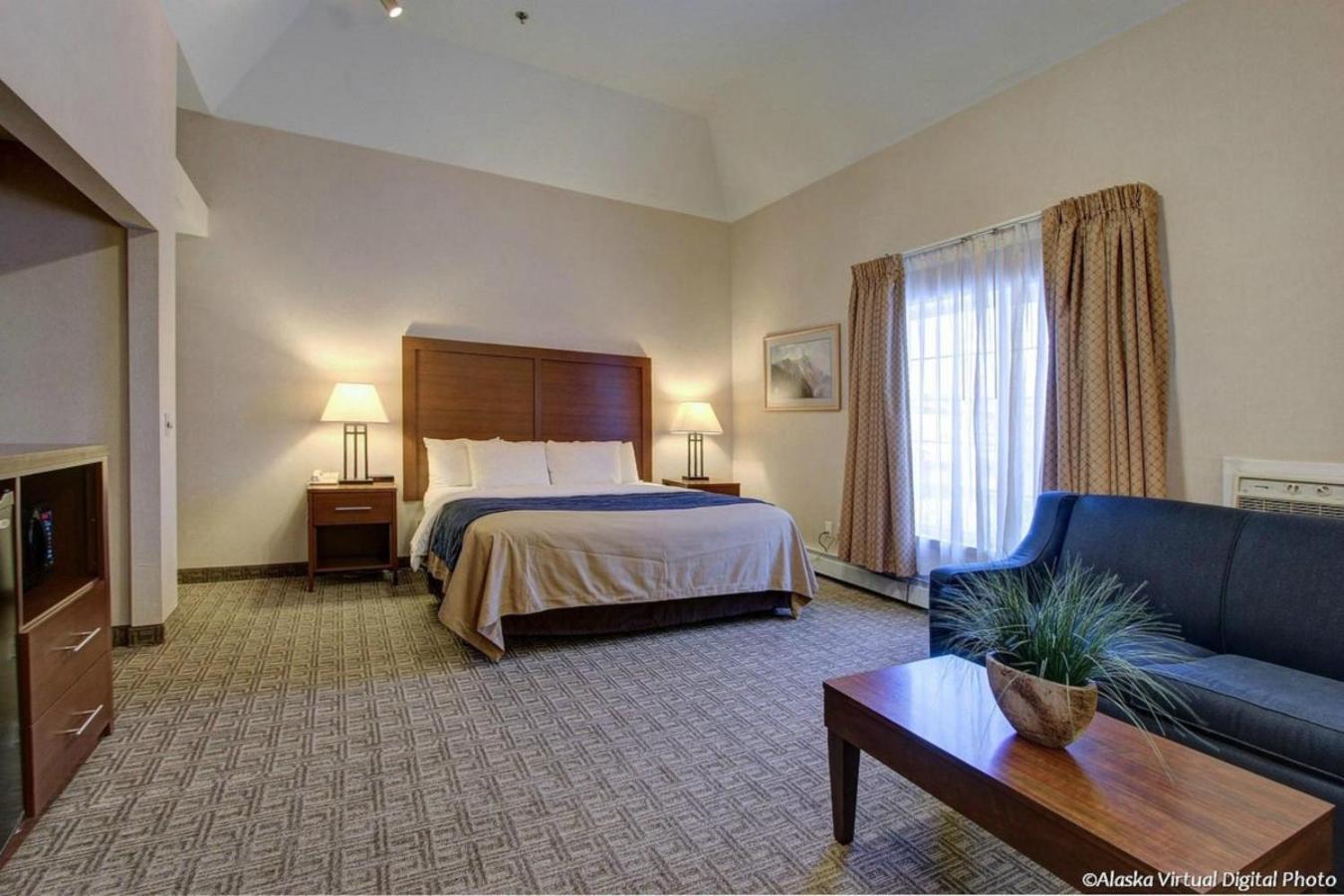 Wingate By Wyndham Anchorage Downtown - Ship Creek Hotell Exteriör bild