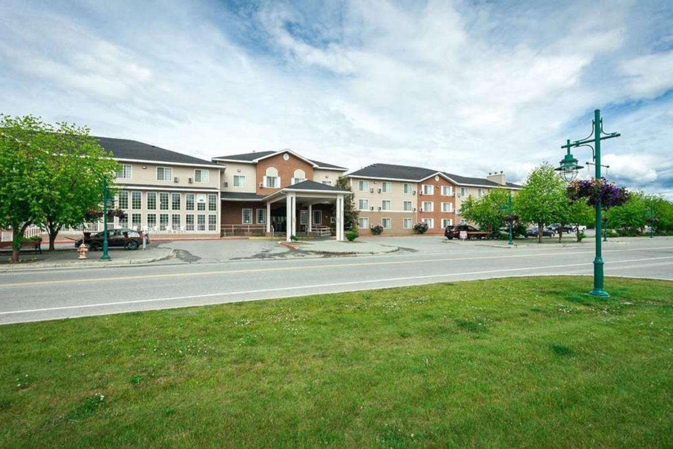 Wingate By Wyndham Anchorage Downtown - Ship Creek Hotell Exteriör bild