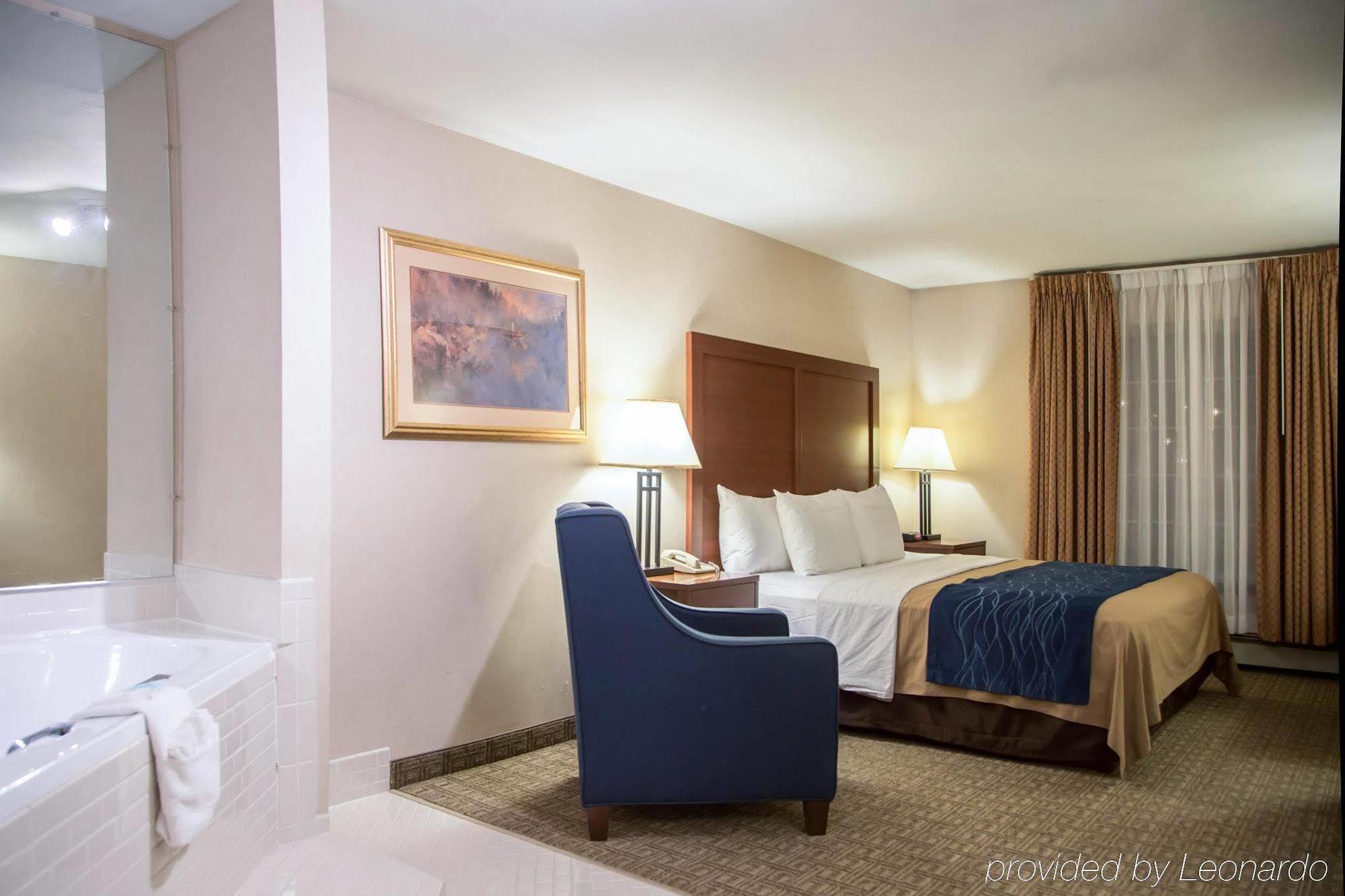 Wingate By Wyndham Anchorage Downtown - Ship Creek Hotell Exteriör bild
